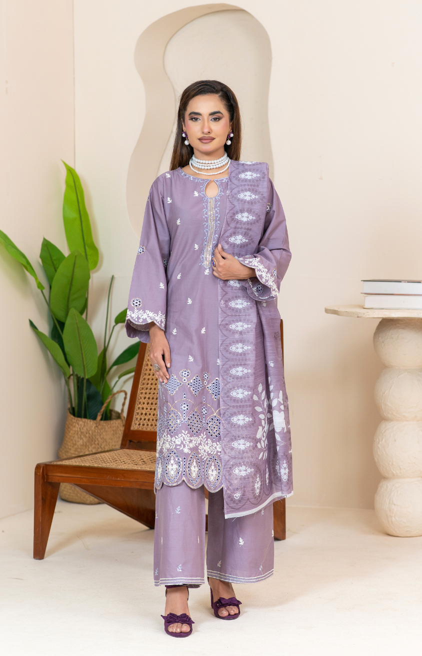 Elegant Embroidered Cotton 3-Piece Suit – Mid Winter Collection