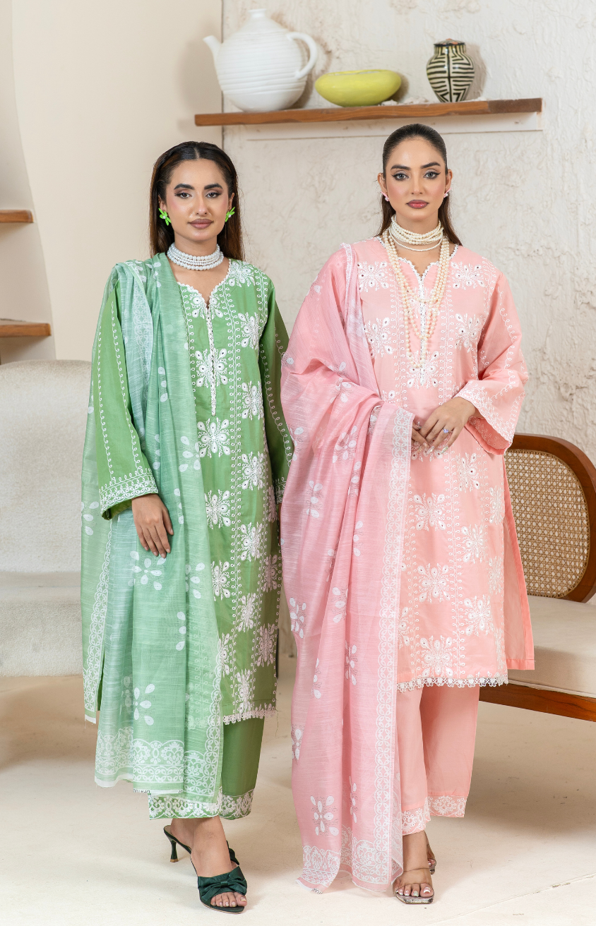 Embroidered 3-Piece Suit – Mid-Weather Collection