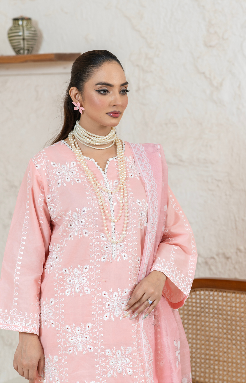 Embroidered 3-Piece Suit – Mid-Weather Collection