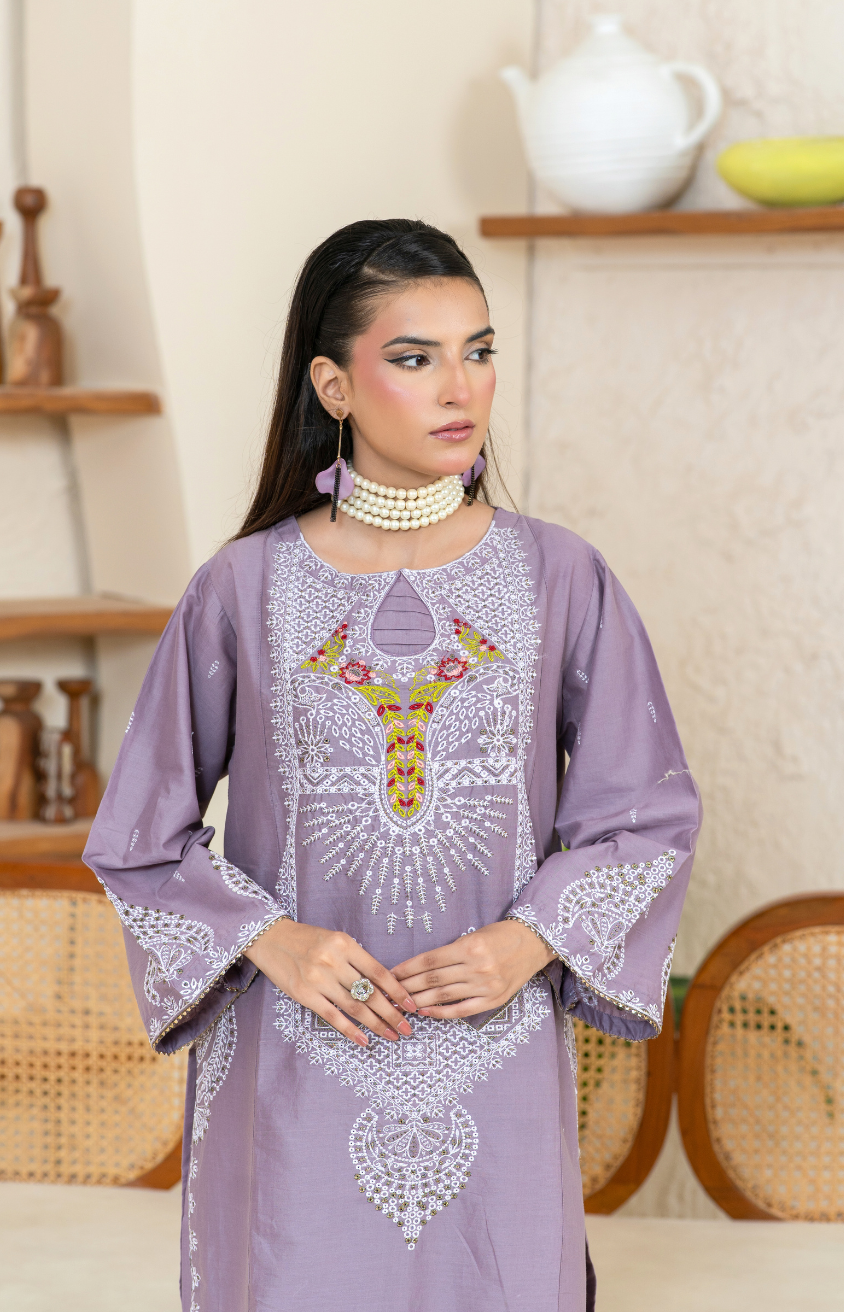 Embroidered 3-Piece Suit – Mid-Weather Collection