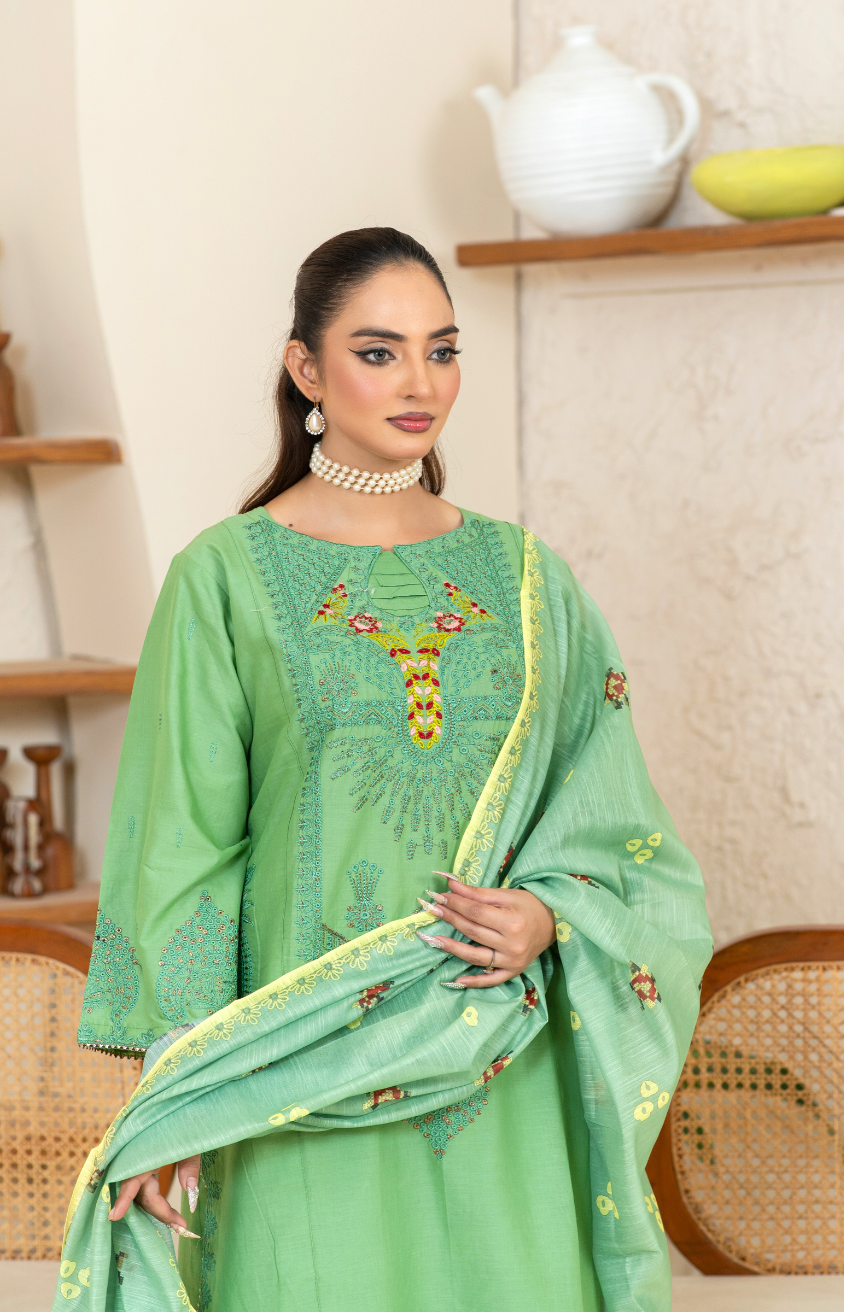 Embroidered 3-Piece Suit – Mid-Weather Collection